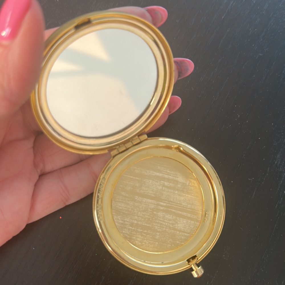 Este Lauder Angle Mirror Compact. - image 3